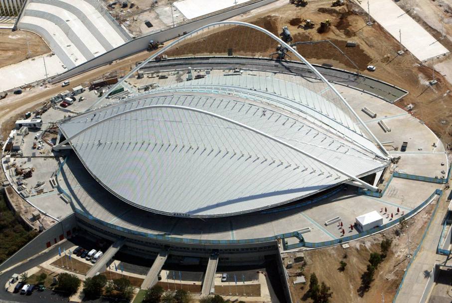 La struttura dell’Olympic Velodrome, una delle cinque appartenenti all’Athens Olympic Sports Complex (OAKA), nel giugno 2004. AFP